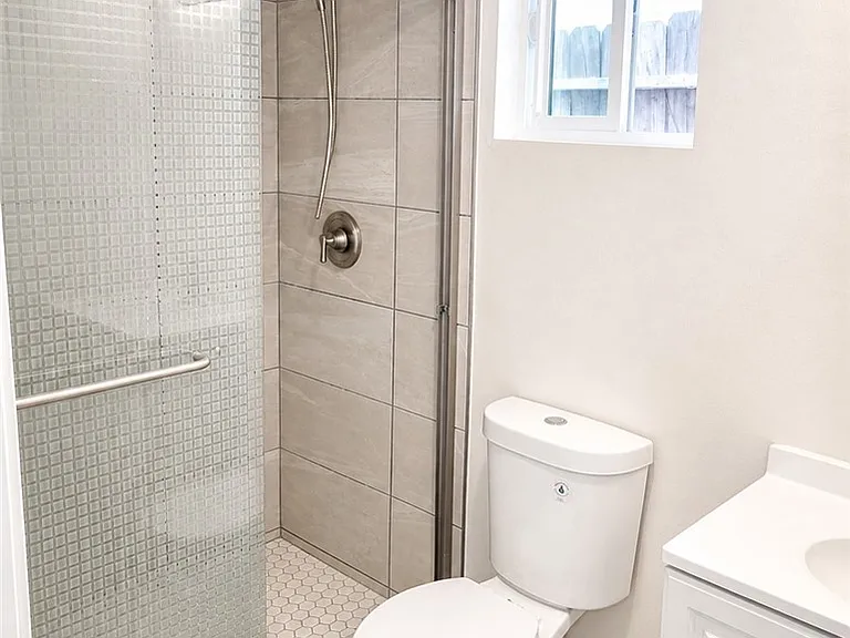 10117 Louise Ave — Photo 5