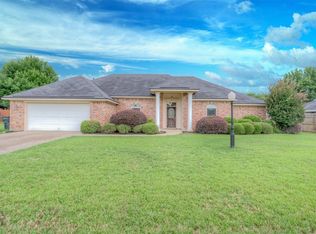 5062 Longstreet Pl, Bossier City, LA 71112