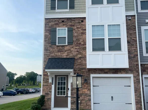 636 Rivanna Hill Rd, Glen Allen, VA 23060