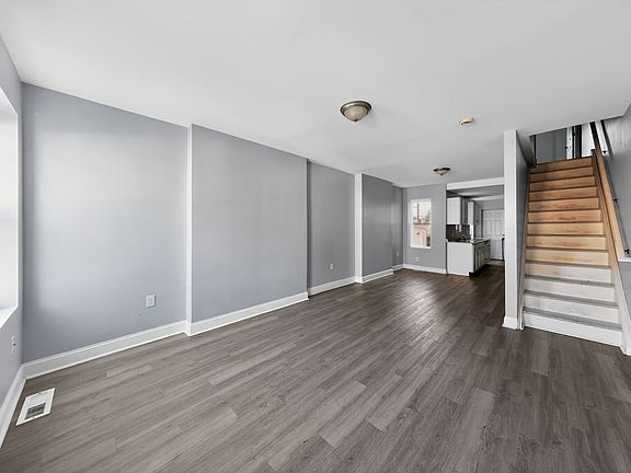 4th image of 1316 W 3rd St