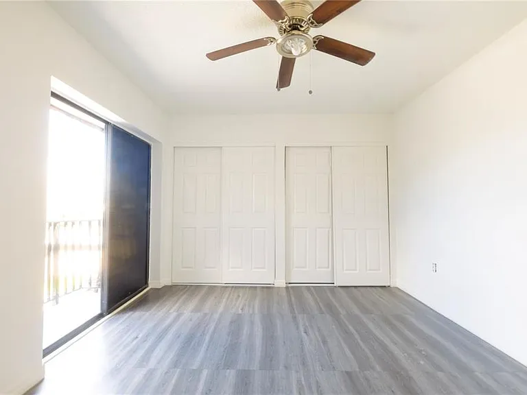 2947 Poplar Ave — Photo 26