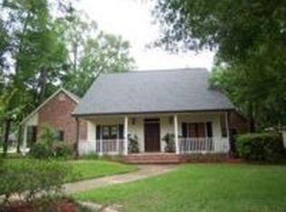 5847 Lake Shadow Dr, Baton Rouge, LA 70817