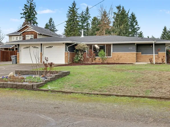 2200 NE 12th, Renton, WA 98056