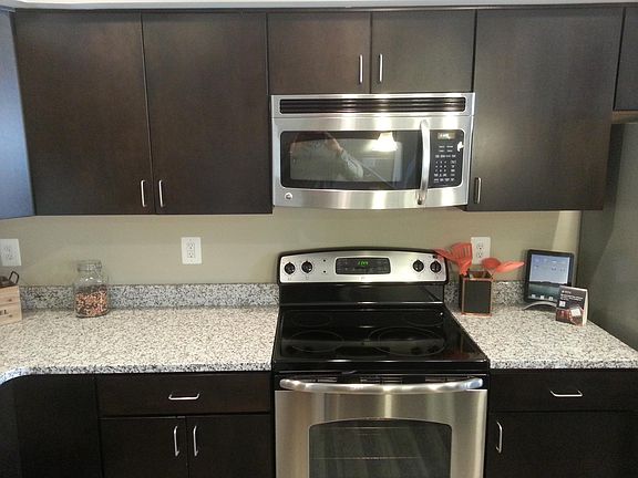 kitchen w SS