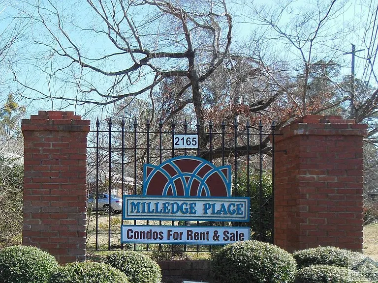 2165 S Milledge Ave #D4 — Photo 2