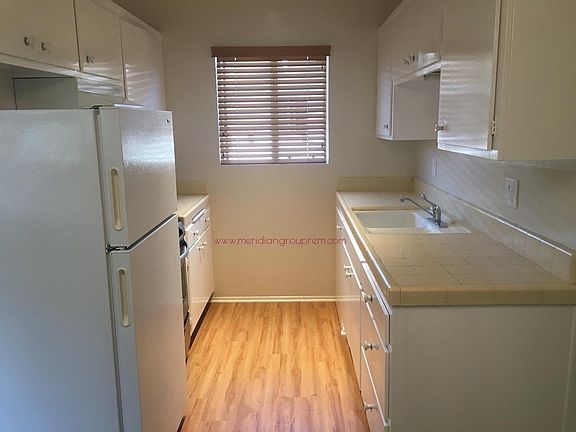 4th image of 309 W Canon Perdido St APT T