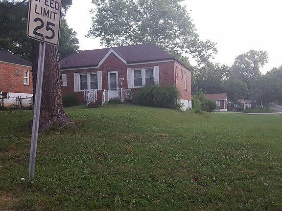 3rd image of 7603 Lynn Ave