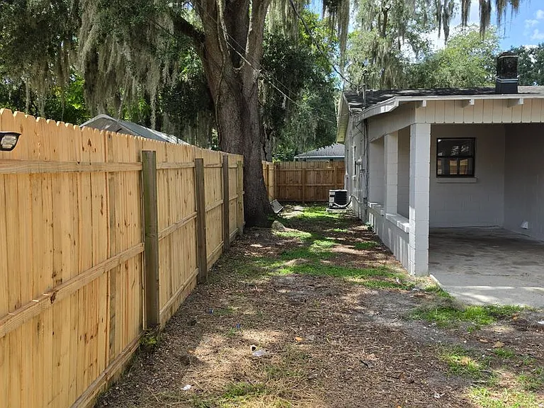 2205 S Park Ave — Photo 39