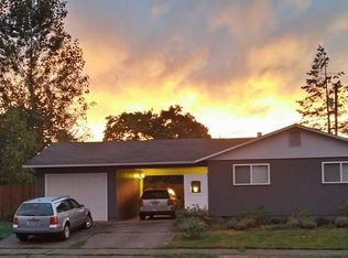 1776 Gilham Rd, Eugene, OR 97401