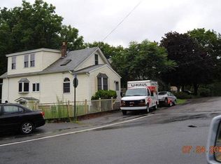 1360 Charles St #1F, Providence, RI 02904