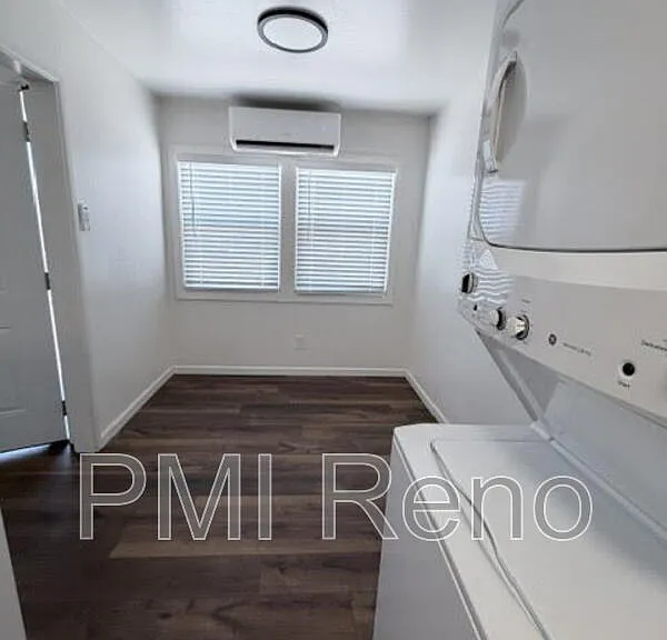 364 Gould St — Photo 7
