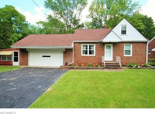 455 Erie Rd, Eastlake, OH 44095