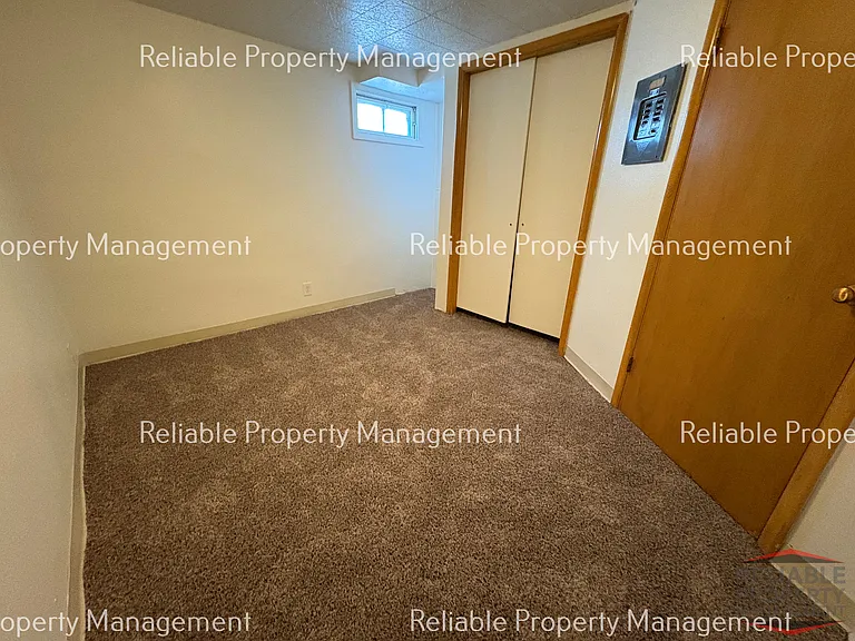 978 I St #978 — Photo 4