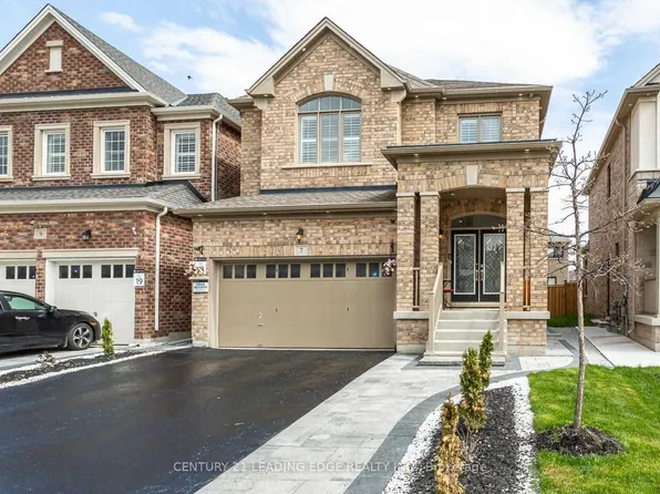 7 Vetch St, Brampton, ON L6Y 6C2