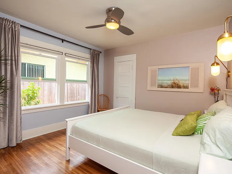 3781 Goldfinch St — Photo 15