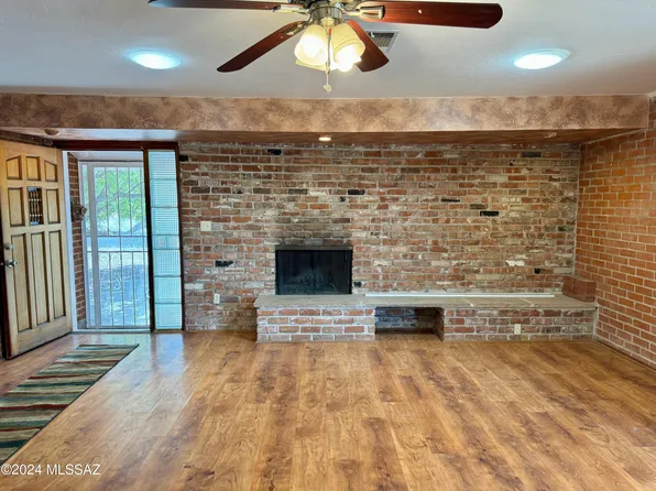 6317 E Calle Dened, Tucson, AZ 85710