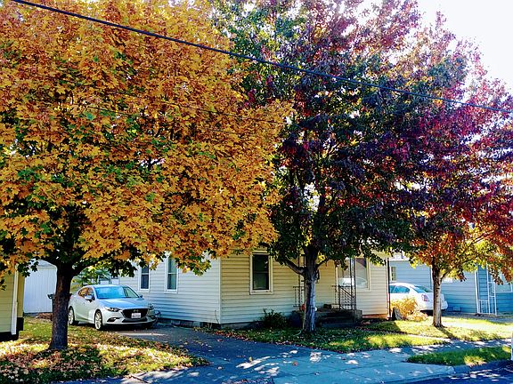 3rd image of 620 White St