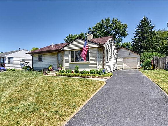 3rd image of 2553 Danz Ave