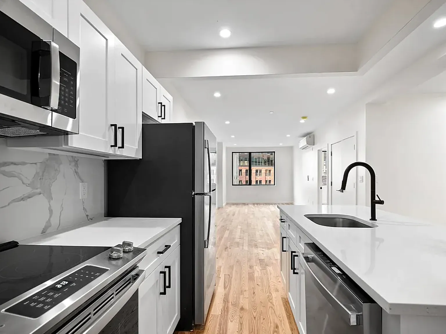 463 West 125th Street — Photo 4