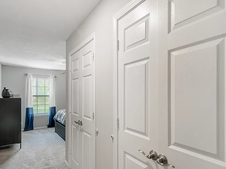 Parkwest Apartment Homes — Photo 10