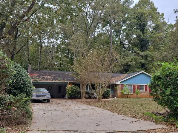 504 Winley Dr, Stone Mountain, GA 30083