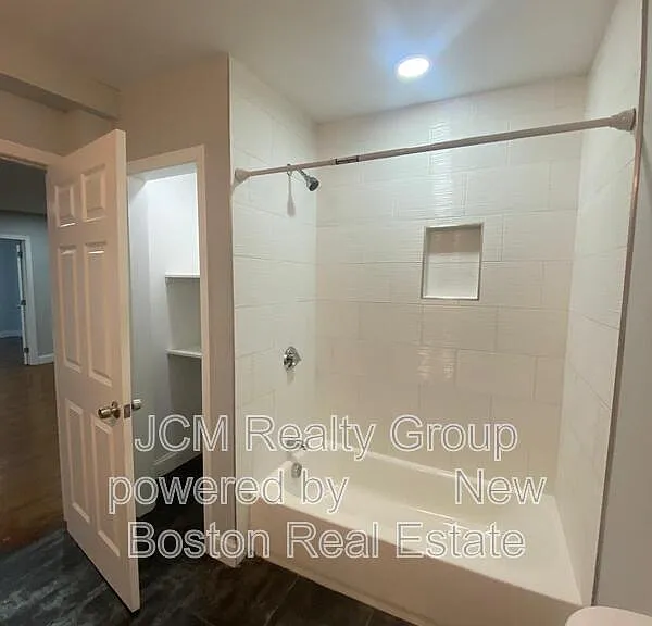 19 Park St #U1 — Photo 10