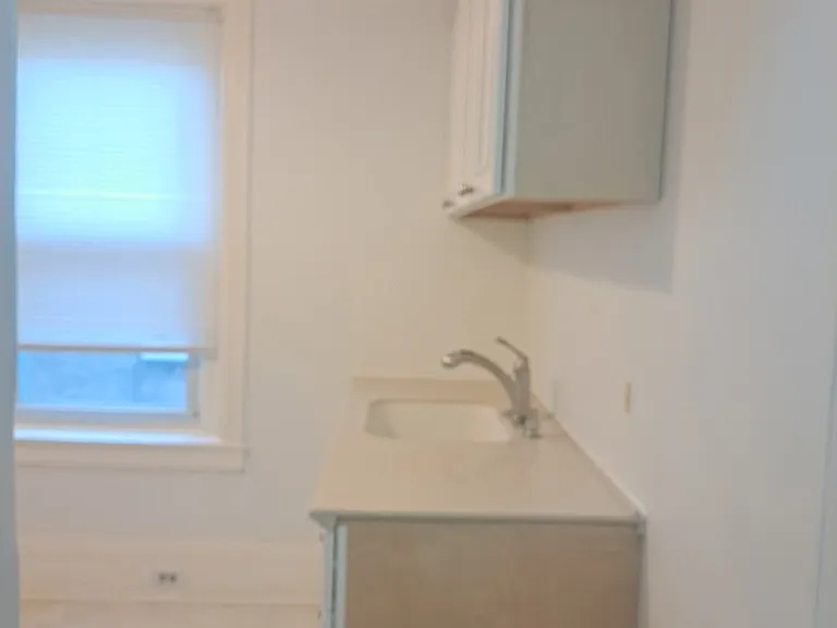 2140 N Van Pelt St #2 — Photo 3