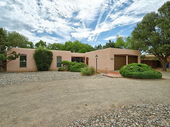3rd image of 2217 Dietz Pl NW