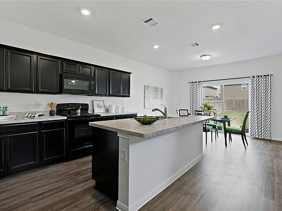 5th image of 550 Bunton Reserve Blvd