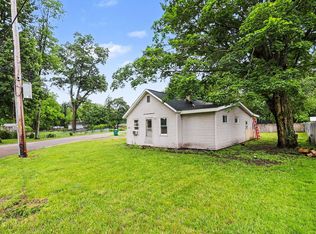 2997 Middle Lake Rd, Twin Lake, MI 49457