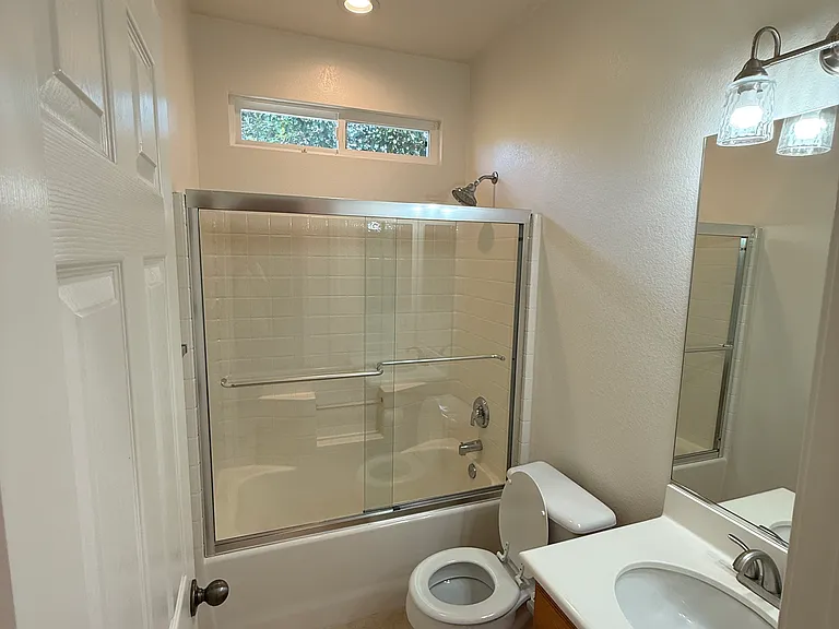 556 Rocking Horse Dr — Photo 20