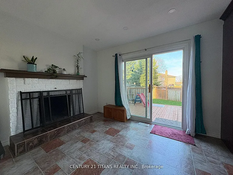 20 Hemingford Pl — Photo 28