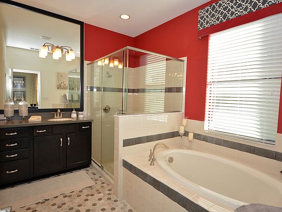 Opulent owner's bath