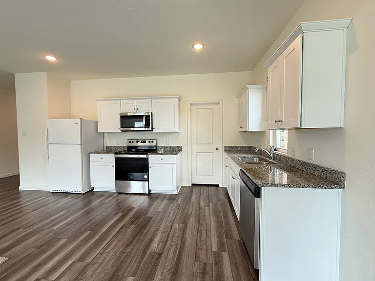 713 Cherry Blossom St — Photo 11