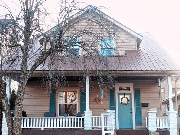 1604 S 4th St, Ironton, OH 45638