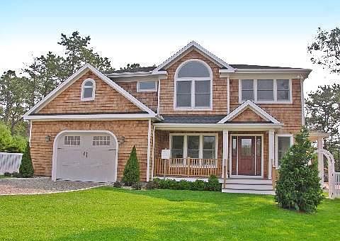 1st image of 14 Jeffrey Ln