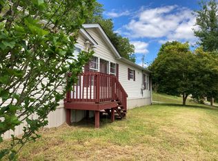 19 Ferguson St, Murphy, NC 28906