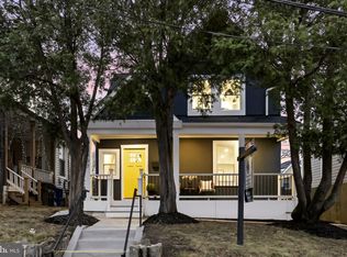 907 Lawrence St NE, Washington, DC 20017