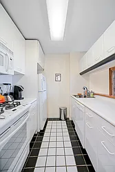 Rented by RELO REDAC INC.