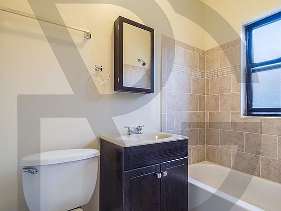 4th image of 2840 N Orchard St #284443