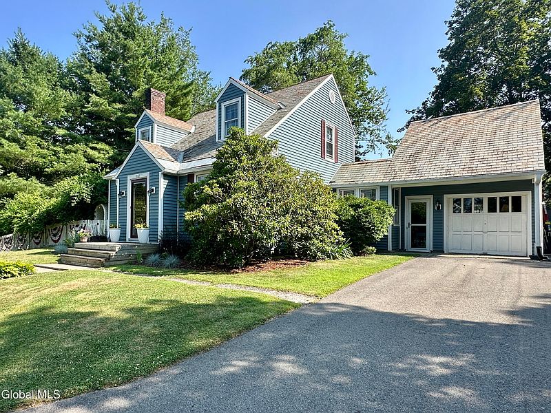 5th image of 882 Warner Road