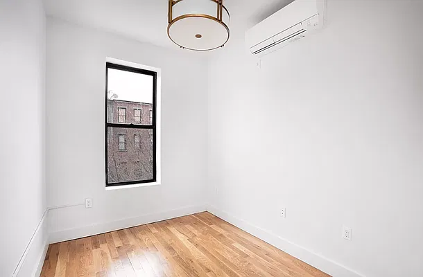 Rented by Bohemia Realty Group | media 19