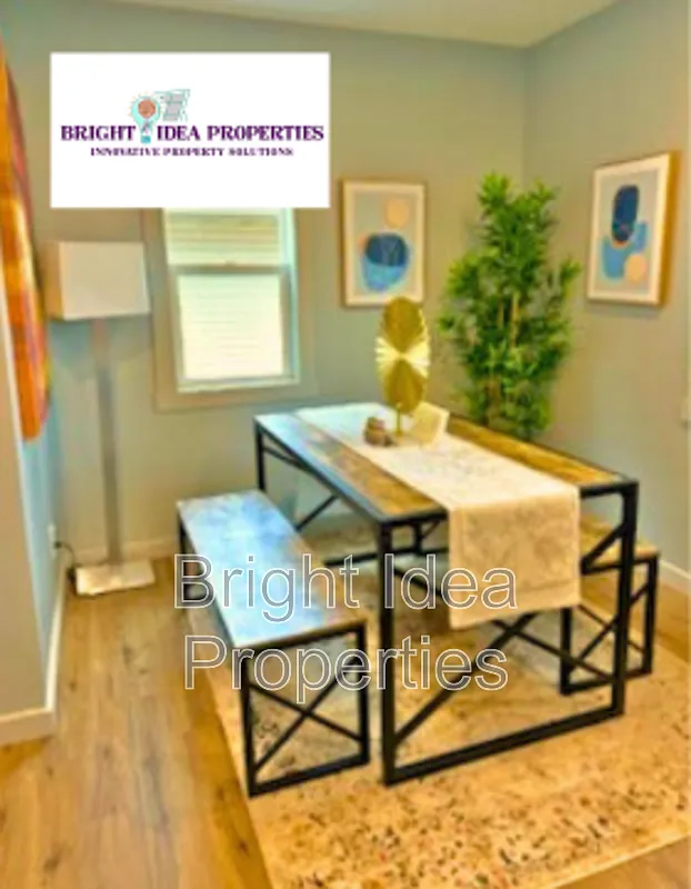 4 bed, 2.0 bath, 1500 sqft, $3,795 — Photo 2