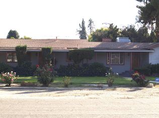 5812 E Midwick Ln, Fresno, CA 93727