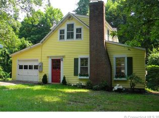 47 Beecher Rd, Woodbridge, CT 06525