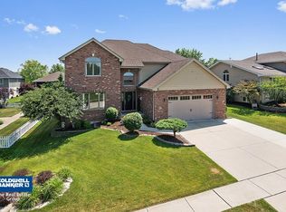52 W Roberta St, Lemont, IL 60439