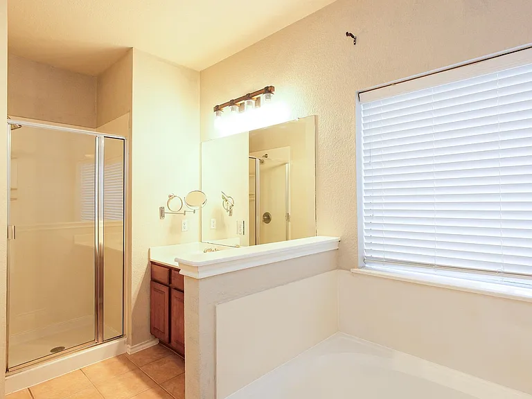 10312 Lone Pine Ln — Photo 22