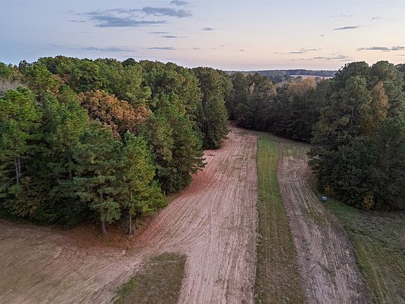 2nd image of 640 County Road 4910