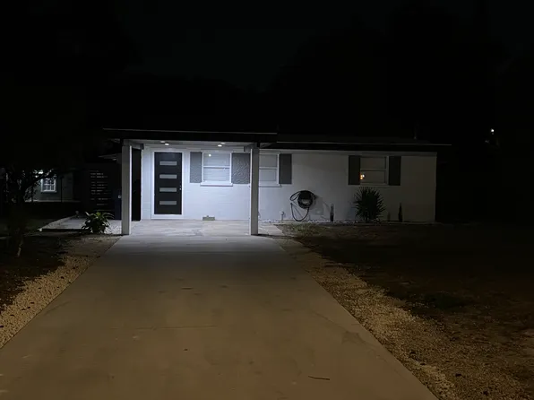 8911 N Willow Ave, Tampa, FL 33604