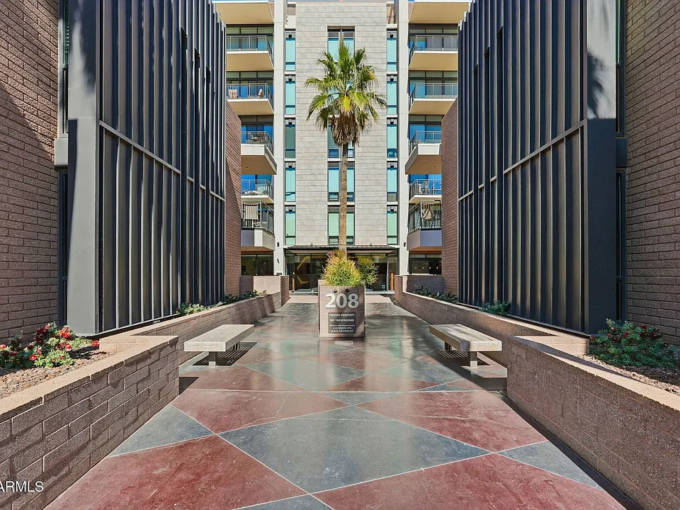 208 W Portland St #359